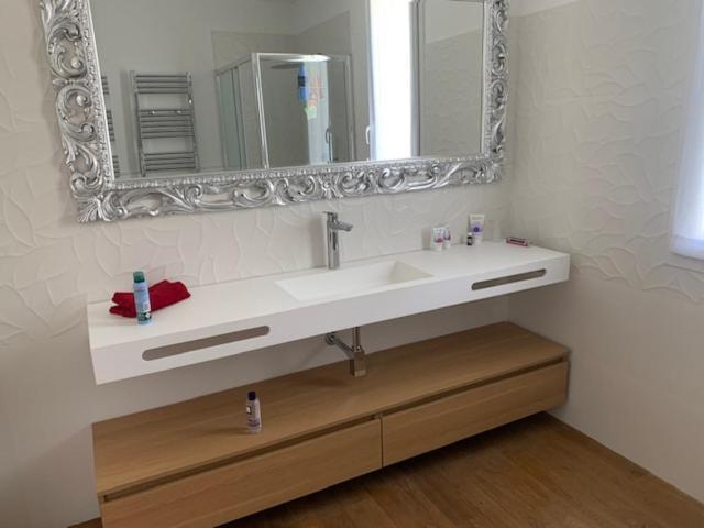 Le Stanze Del Brigante Bed & Breakfast Genoa Luaran gambar